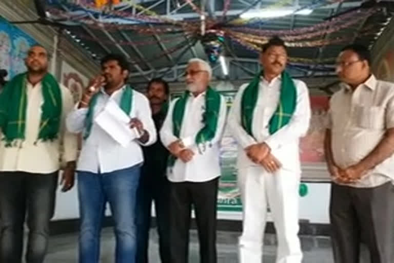 Hyderabad nizampeta people supported to amaravathi farmers