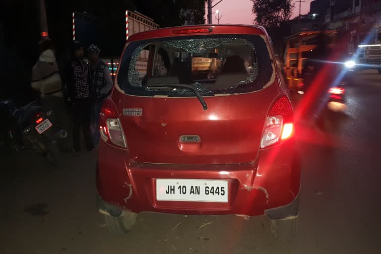 Demolition in vehicle, वाहनों में तोड़फोड़