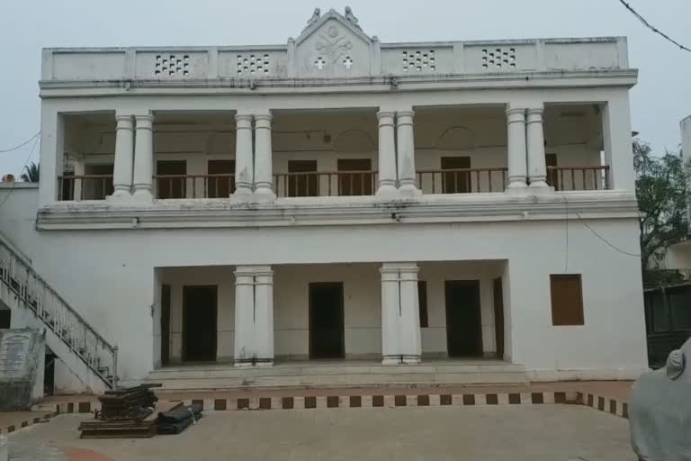 Swaraj Ashram looks the way of Ahinsha