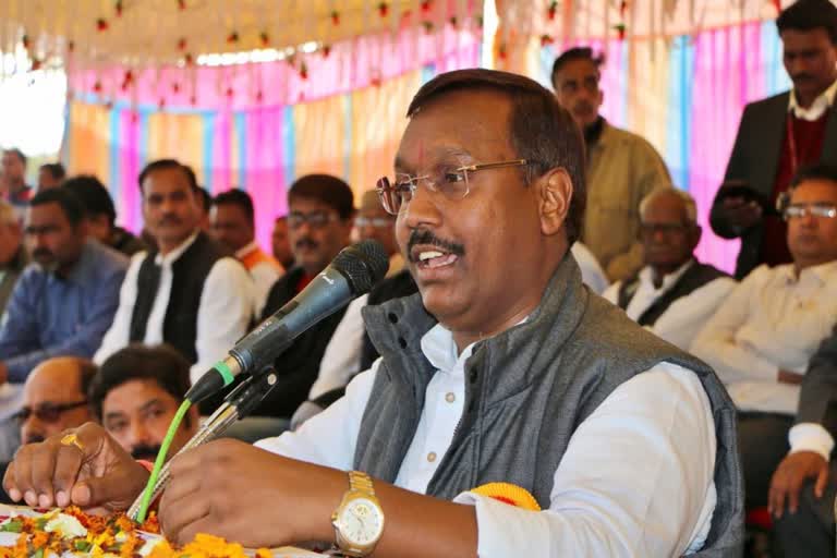 Minister Kamleshwar Patel