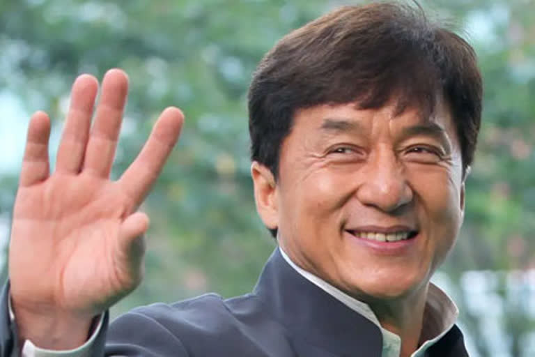 actor jackie chan announces rs 1 crore prize for carona virues drug finders