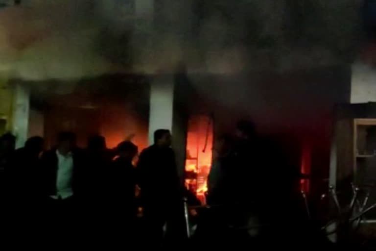 Fire in furniture mall deoghar