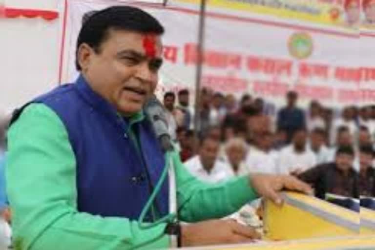 Minister Lakhan Singh said BJP governments gave protection to mafias in mp