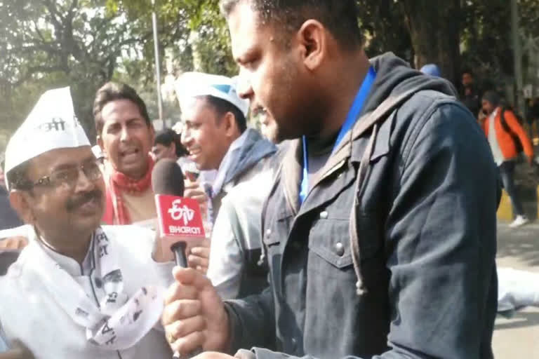 Kejriwal's lookalike campaigned for AAP