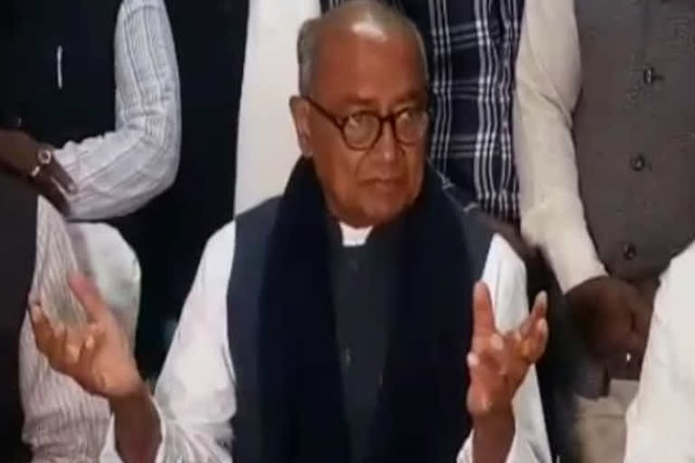 Digvijay Singh raised questions on EVMs