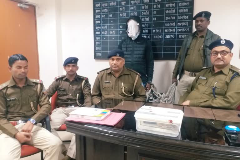 Police arrested a criminal in jamshedpur