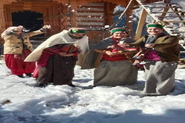 Snow festival in Pannaung village