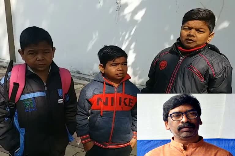 Three brothers less height pleaded for help in Chief Minister residence