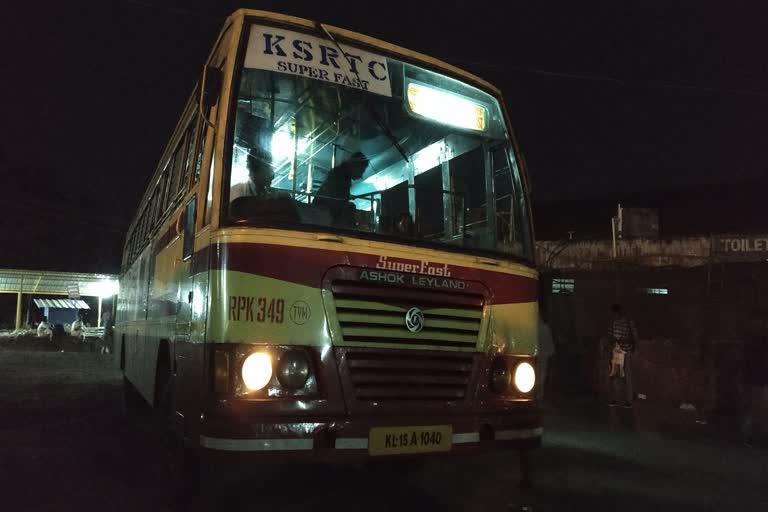 ksrtc_police warrant trip  പൊലീസ് വാറണ്ട് യാത്ര  കെ.എസ്.ആർ.ടി.സിക്ക് ബാധ്യതയായി പൊലീസ് വാറണ്ട് യാത്ര  വാറണ്ട് ദുരുപയോഗം  കെ.എസ്. ആർ.ടി.സി  കെ.എസ്.ആർ.ടി.സിയുടെ പെൻഷൻ  ksrtc