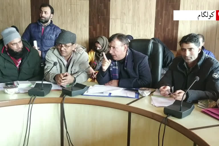 deputy-commissioner-kulgam-showkat-aijaz-bhat-takes-stock-of-developmental-work