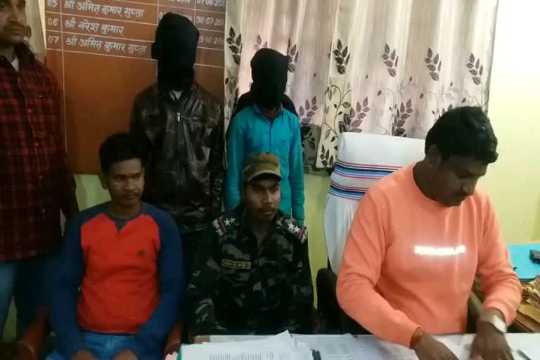 Two militants arrested in Latehar