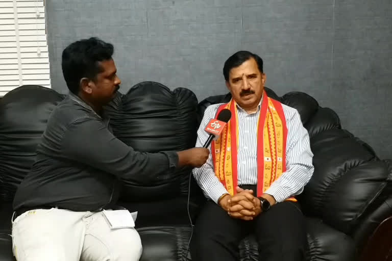 srisailam eo interview abou maha sivarathri