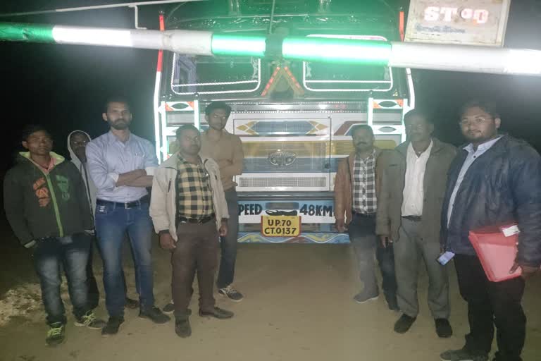 Two arrested for illegally transporting of paddy in kawardha