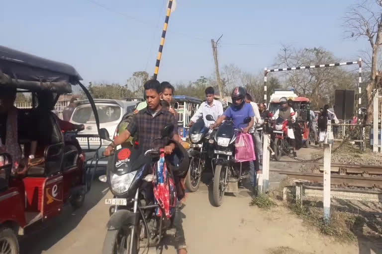 Tension creat a rail crossing area at Rangiya