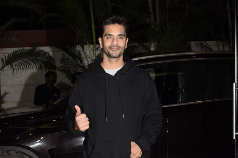 Angad Bedi undergoes knee surgery