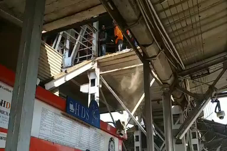 Passenger overbridge falls in bhopal railway station