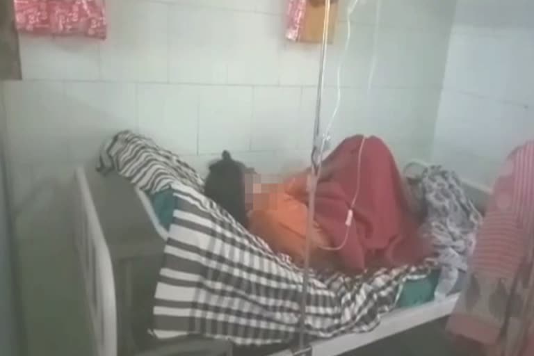 husband set wife on fire in ahmadnagar