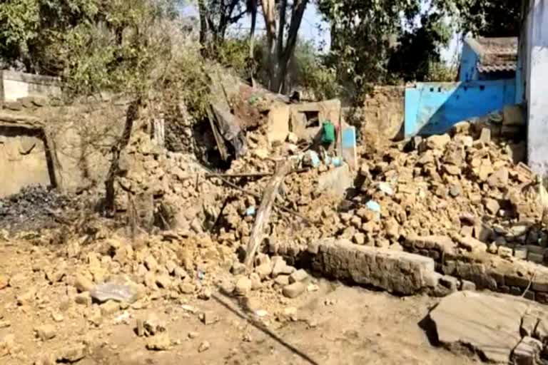 landslide and poisonous gas leakage in Dhanbad