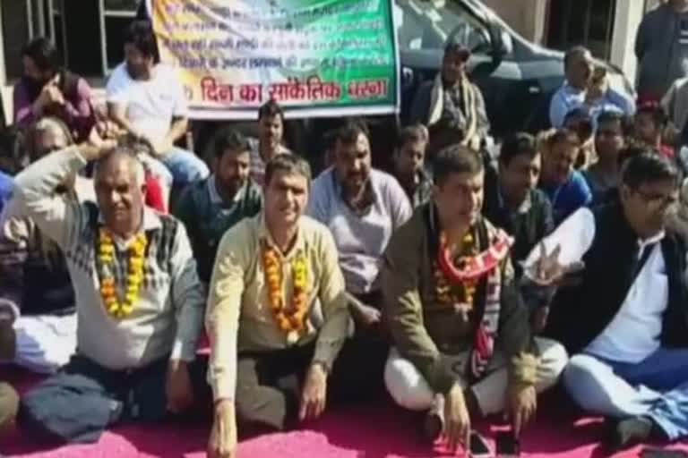 karnal vegetable market shopkeepers protest