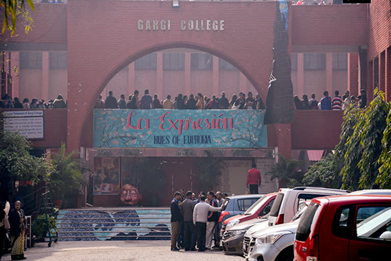 Delhi court grants bail to 10 accused in Gargi College incident