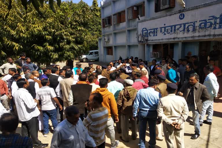 Congress-BJP clash in district panchayat president election