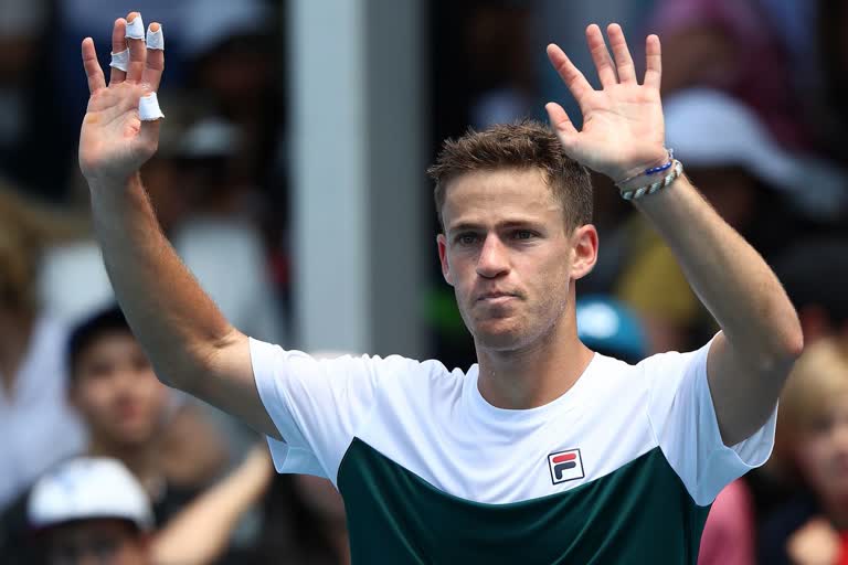 schwartzman-edges-delbonis-to-reach-quarter-finals-in-buenos-aires