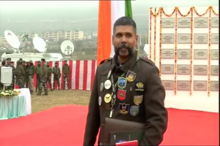 Umesh Gopinath Jadhav,from Maharashtra, is the special guest at the wreath-laying ceremony at CRPF campus in Kashmir's Lethpora