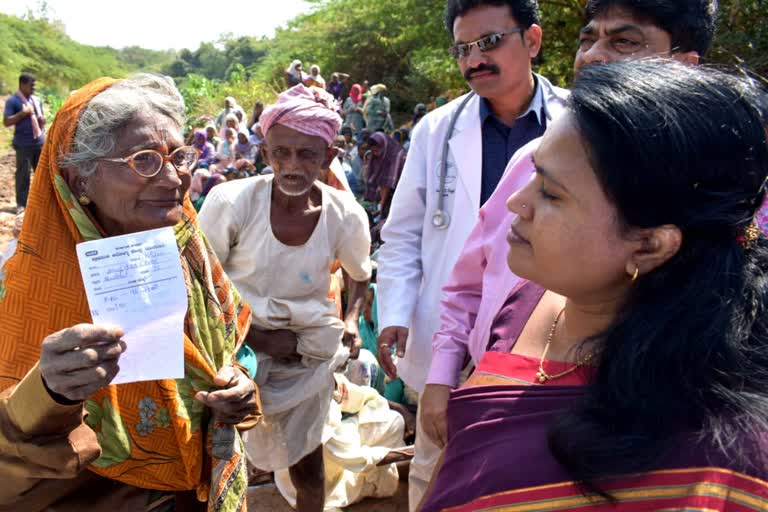 Labors look satisfied by the Udyog khathri scheam