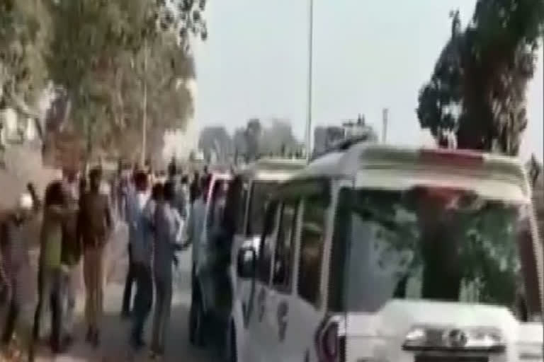 Kanhaiya Kumar's convoy attacked in Bihar