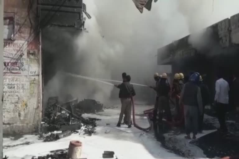 जयपुर में पटाखा फैक्ट्री में लगी आग, Fire in firecracker factory in Jaipu