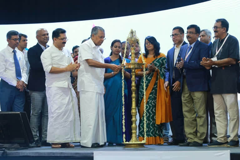 പ്രൊഫഷണൽ സ്റ്റുഡന്‍റ്‌സ് സമ്മിറ്റ് 2020  professional students summit 2020  chief minister pinarayi vijayan  മുഖ്യമന്ത്രി പിണറായി വിജയന്‍  കുസാറ്റ്