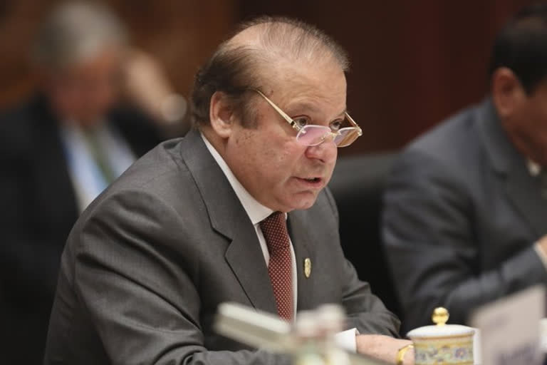 Nawaz Sharif's office raided  NAB raids Sharif's office  Amir Raza Baitu  Mariam Aurangzeb on raids  Pakistan conducts raids at Nawaz's offices  പാക് മുൻ പ്രധാനമന്ത്രി നവാസ് ഷെരീഫിന്‍റെ ബന്ധുക്കളുടെ ഓഫീസുകളിലും കമ്പനികളിലും റെയിഡ്  പാക് മുൻ പ്രധാനമന്ത്രി നവാസ് ഷെരീഫിന്‍റെ ബന്ധുക്കളുടെ ഓഫീസുകളിലും കമ്പനികളിലും റെയിഡ്  റെയ്ഡിനിടെ ഷെരീഫ് ഗ്രൂപ്പ് ഓഫ് ഇൻഡസ്ട്രീസിന്‍റെ ചീഫ് ഫിനാൻഷ്യൽ ഓഫീസറുടെ ഓഫീസിൽ നിന്ന് നിരവധി സുപ്രധാന രേഖകൾ കണ്ടെടുത്തു.  ഇസ്ലാമാബാദ്