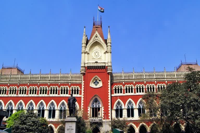 Calcutta high court take action over illegally running private bus in kolkata