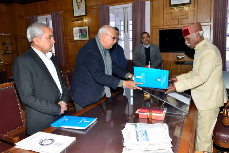 Census Director meets Governor Bandaru Dattatreya