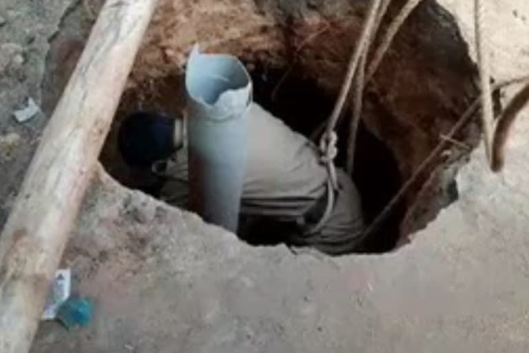 KN: Man falls into 15-ft borewell pit, rescue operation underway