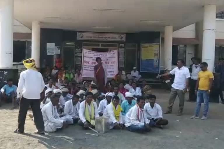 Manikgad tribal agitation