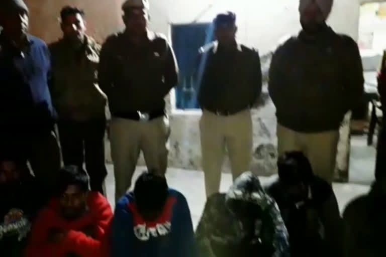 police arrest thief gang in fatehabad