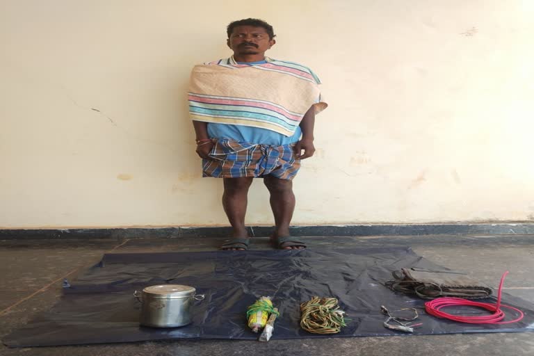 A Naxalite arrested with explosive material in bijapur