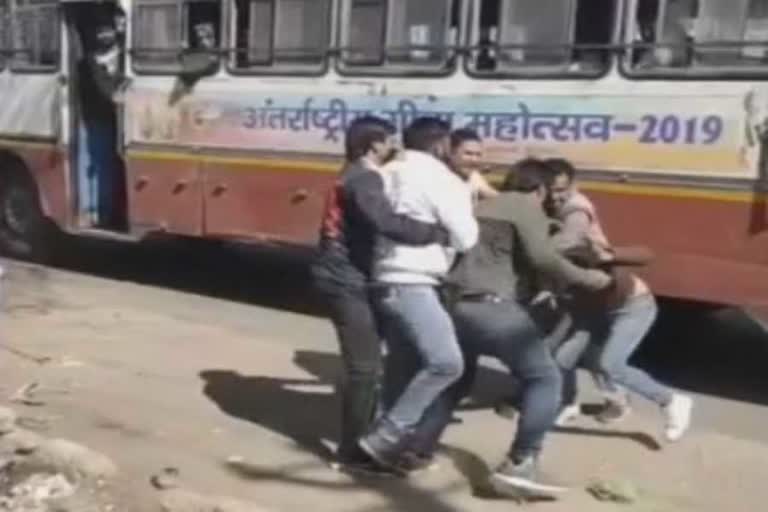 fighting between bus operators in sohna