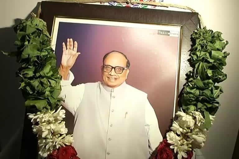 Former legislator Agarala Ishwar Reddy passed away