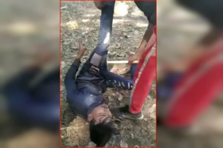 Video of beating of a young man from Jabalpur goes viral