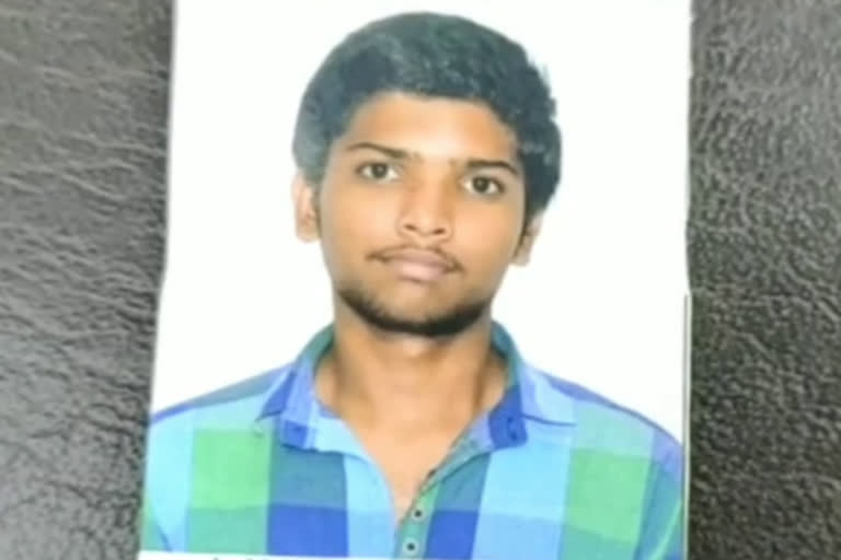 student dead in hyderabad