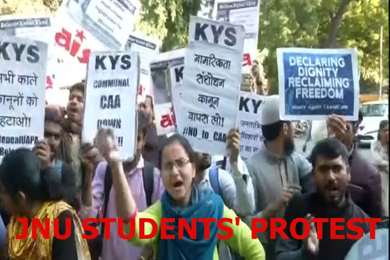 NU students protest against CAA, NRC at Jantar Mantar