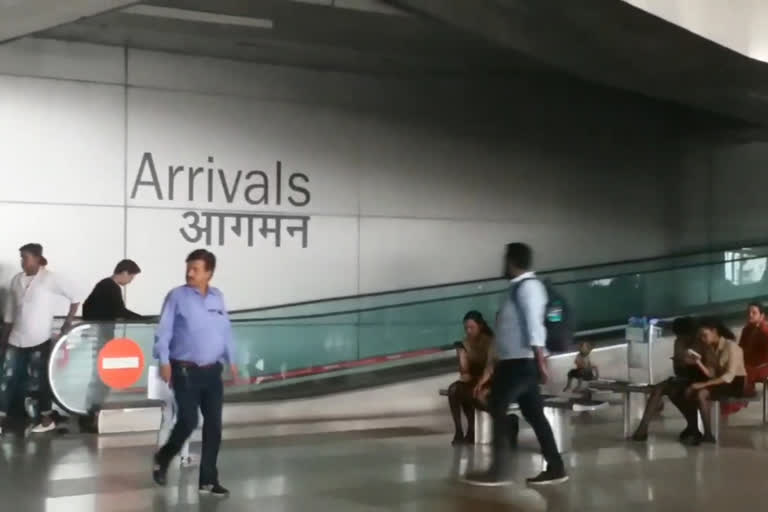 delhi igi airport extend door step dilivery