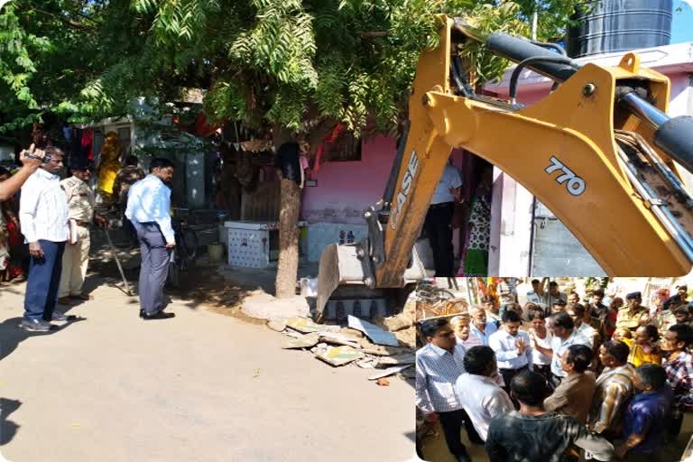 remove-illegal-homes-near-by-temple-in-patan