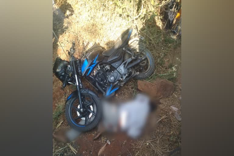 bike-accident-in-savadatti