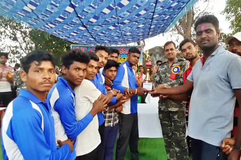 CRPF organized cricket match in Dhamtari