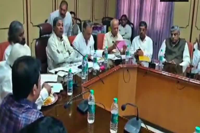 siddaramaiah holds party legislative meeting