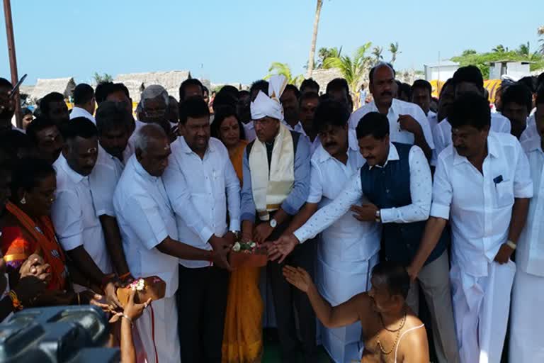 dhanushkodi Lighthouse  மன்சுக் மாண்டவியா  தனுஷ்கோடி கலங்கரை விளக்கம்  dhanushkodi new light house work was started  கப்பல் போக்குவரத்துத் துறை அமைச்சர்  boat transport minister  ministry of shipping  Mandaviya