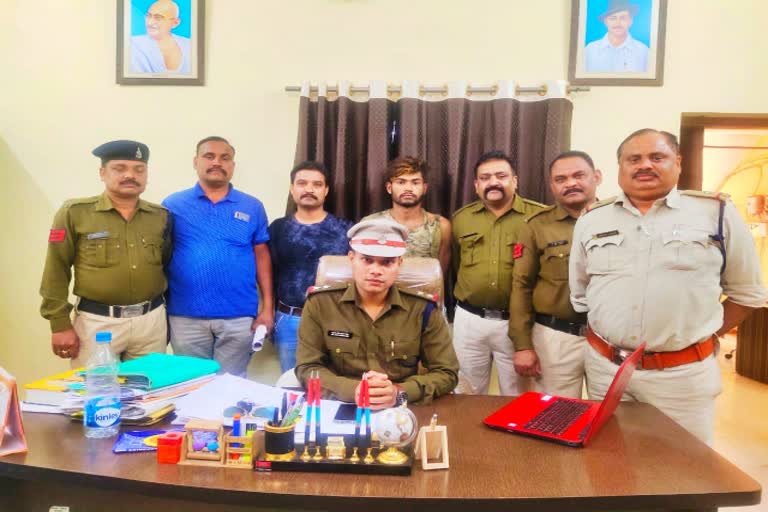 Police arrested the absconding accused in bilaspur